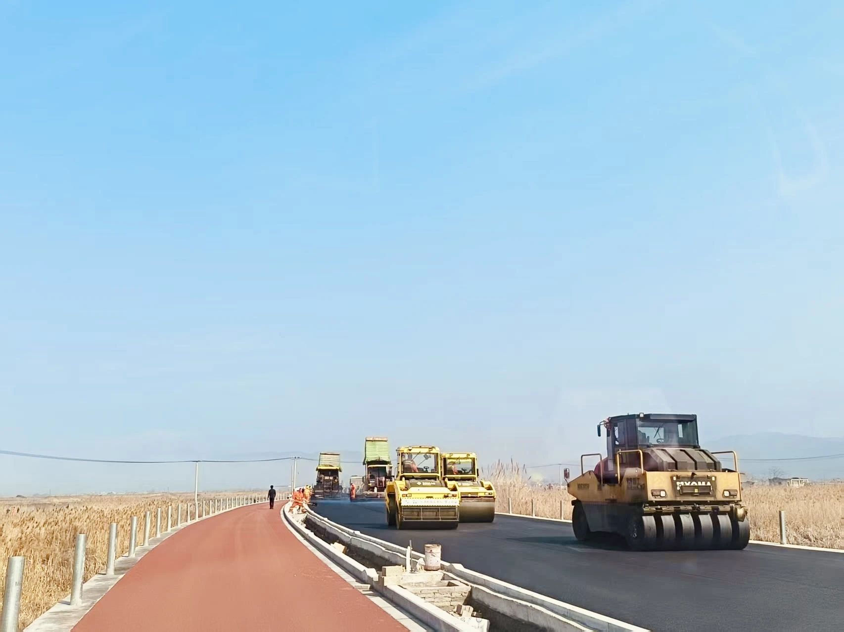 1742174620799845kmtA.jpg c9fbc92f5b768d7ee7d63c8cf00d56f0.jpg