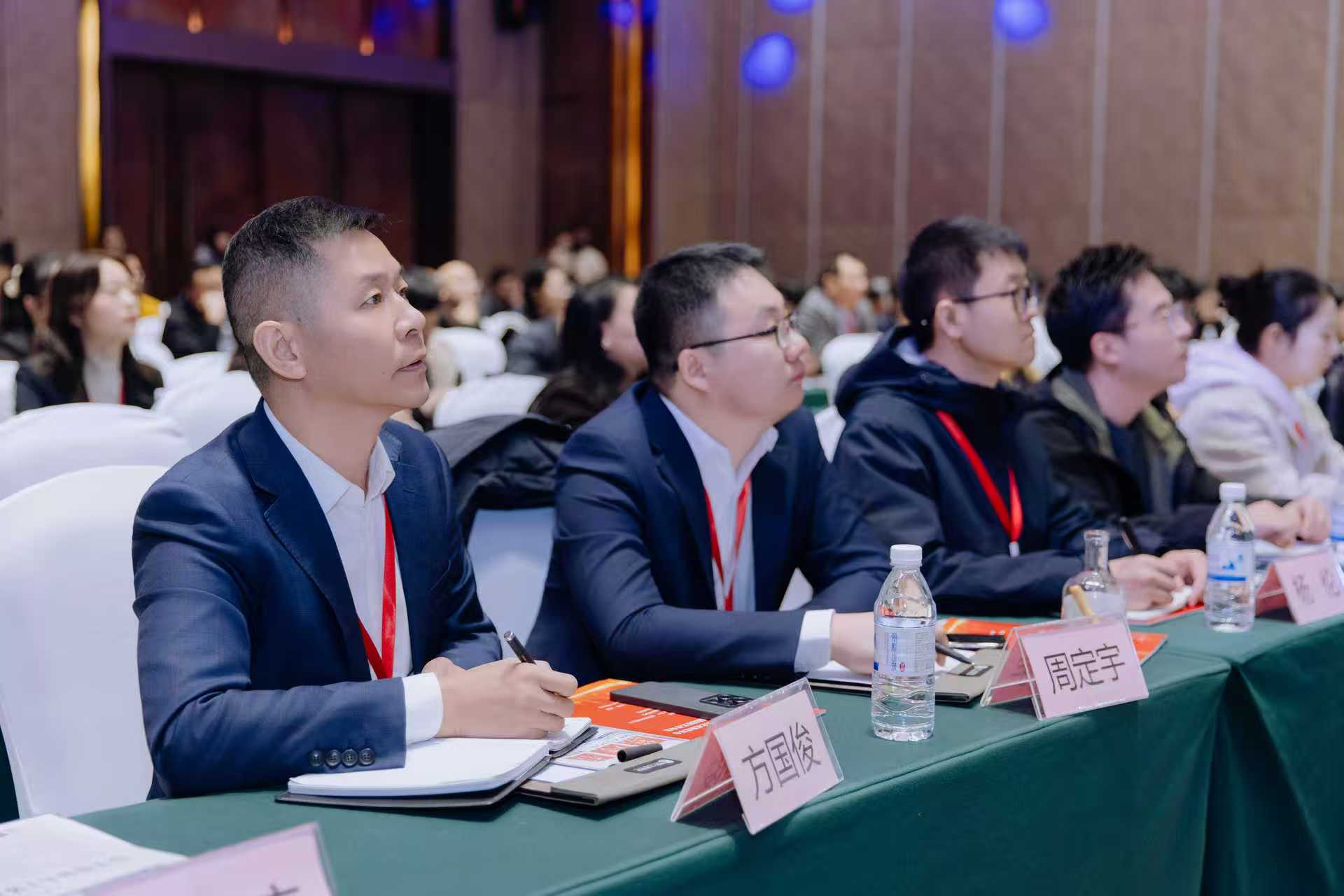 1764730688891754pMqZ.jpg 2.jpg